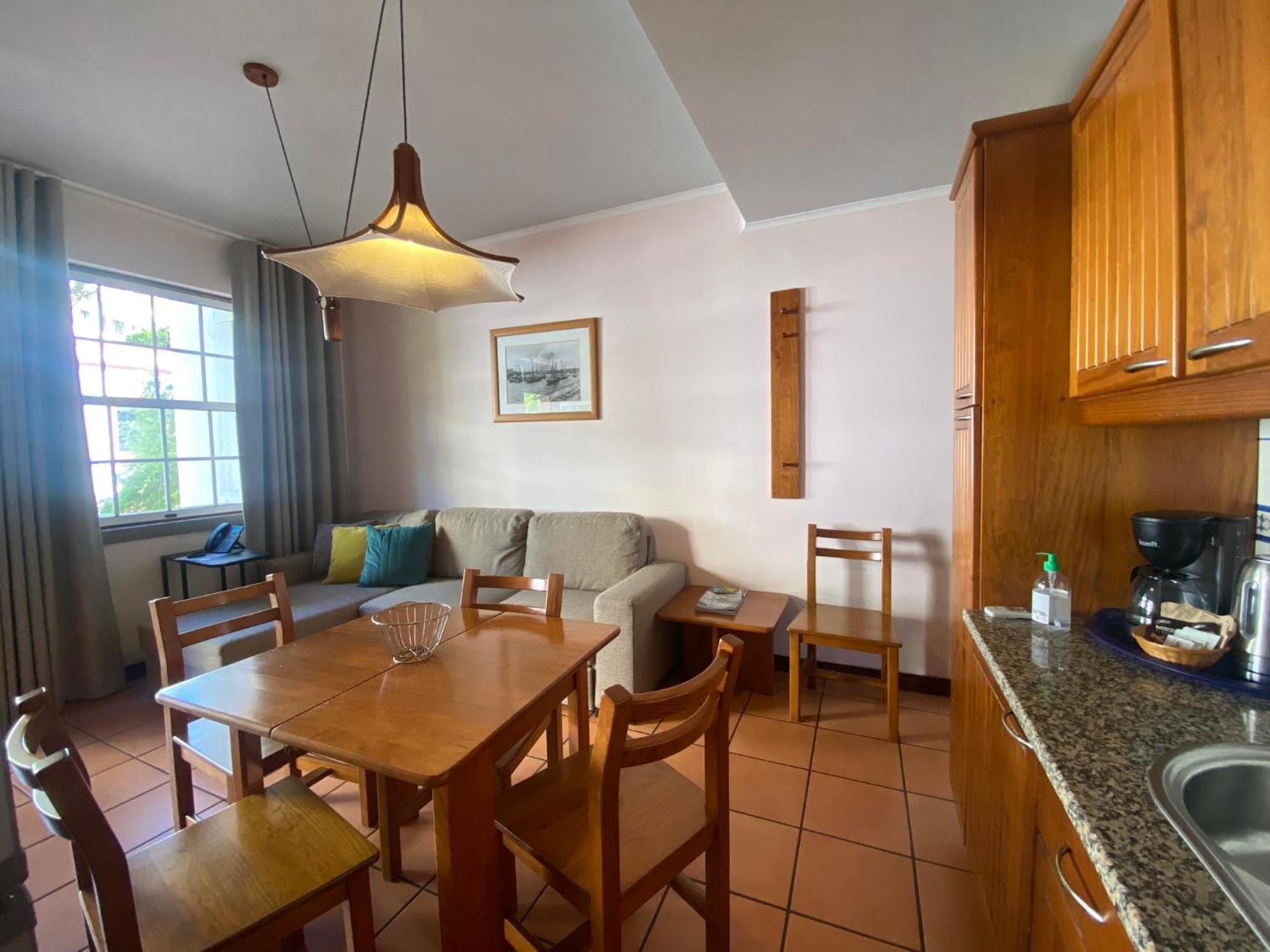 Apartamentos Turisticos Verdemar Horta  Eksteriør billede