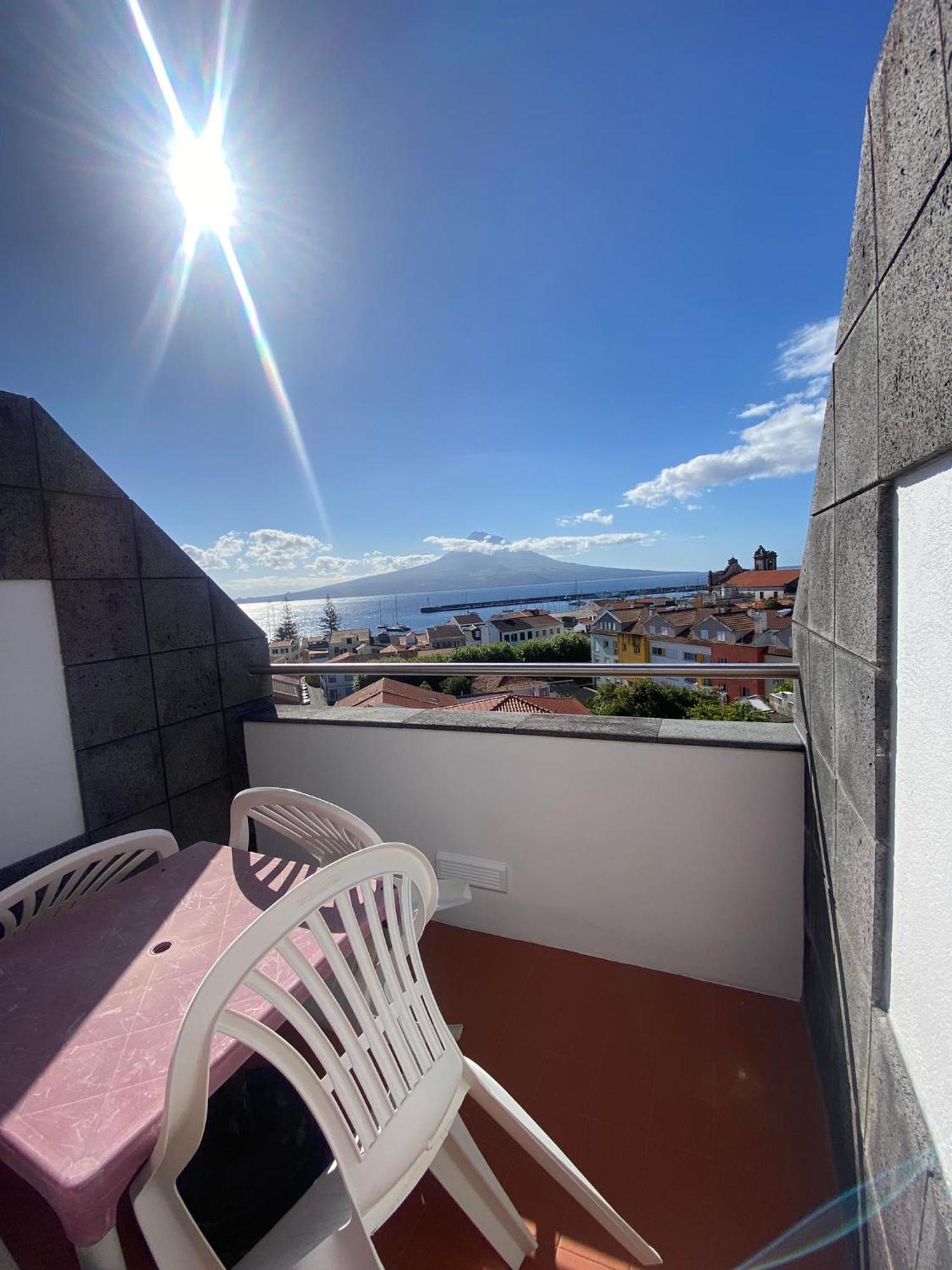 Apartamentos Turisticos Verdemar Horta  Eksteriør billede