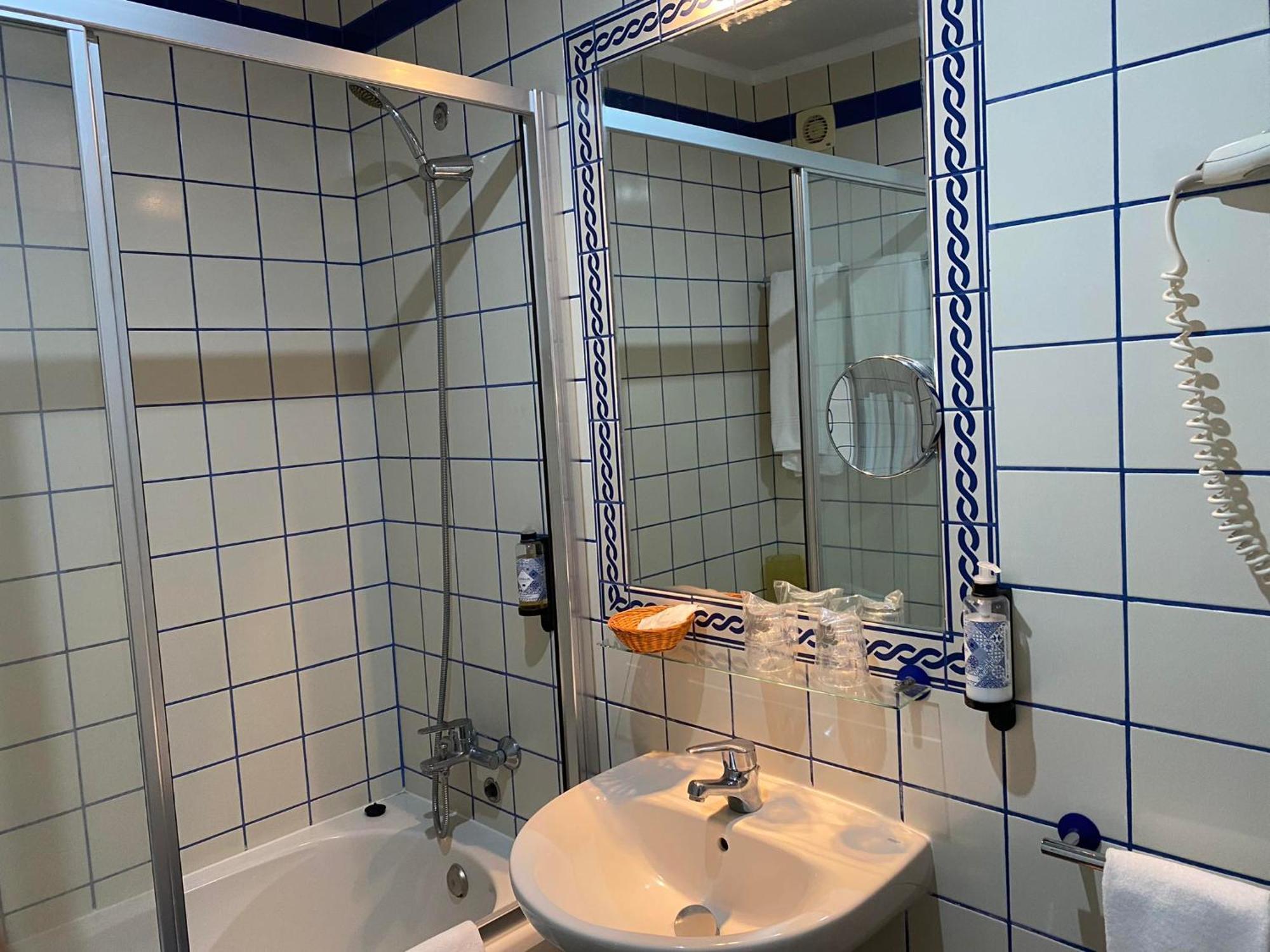 Apartamentos Turisticos Verdemar Horta  Eksteriør billede